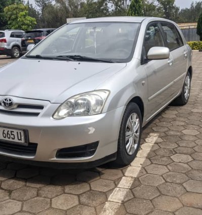 Toyota Corolla macho 4